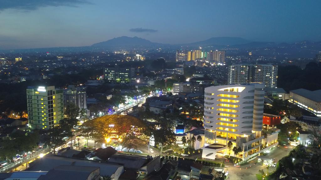 Sensa Hotel Bandung Exterior photo